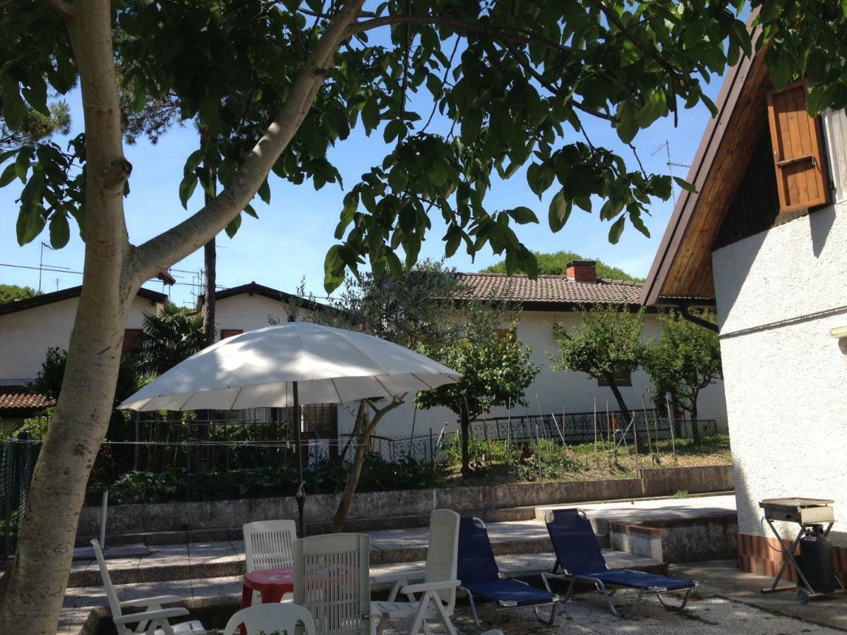 Villino Colussi Villa Lignano Sabbiadoro Luaran gambar